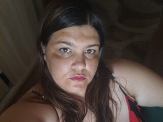 IonyEllaa online