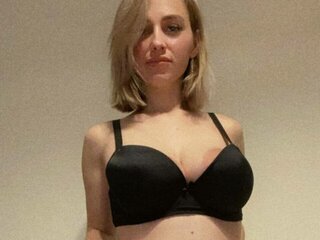 JessicaHemilton live